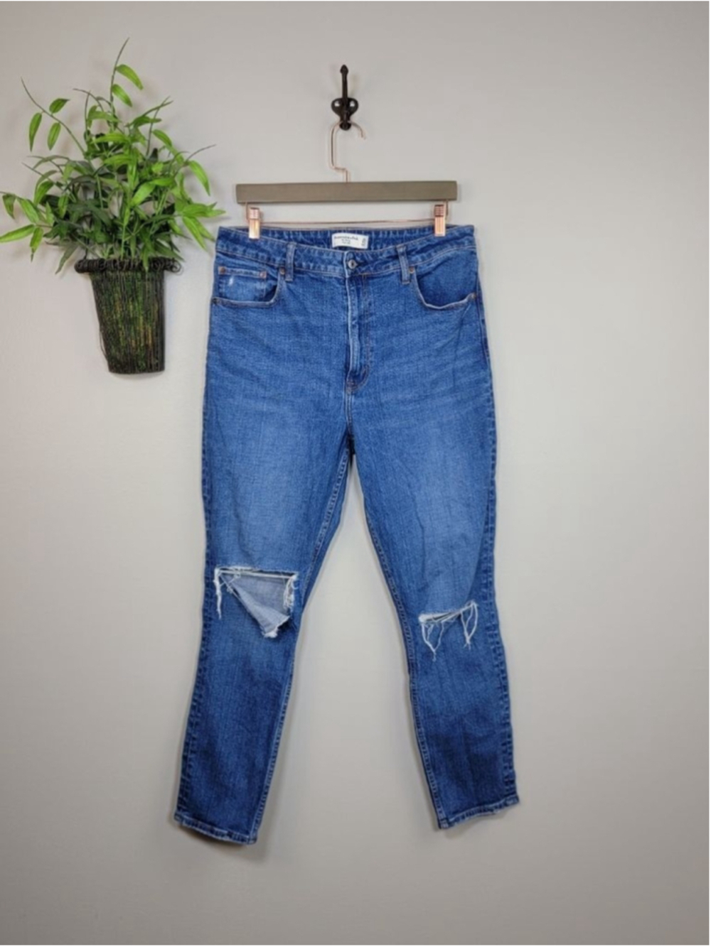 AF 12 Abercrombie & Fitch Skinny Jeans Curve Love High Rise Ripped Medium Blue